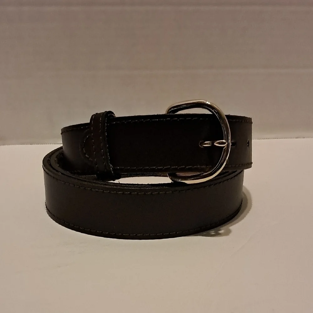 Classic Brown Leather Work Belt Made In The USA Size 50/125 Preowned Minor Wear